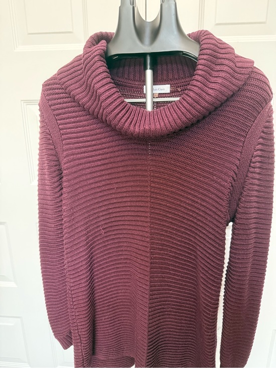Calvin Klein Sweaters - Calvin Klein Ribbed Cowl Neck Sweater in Wine